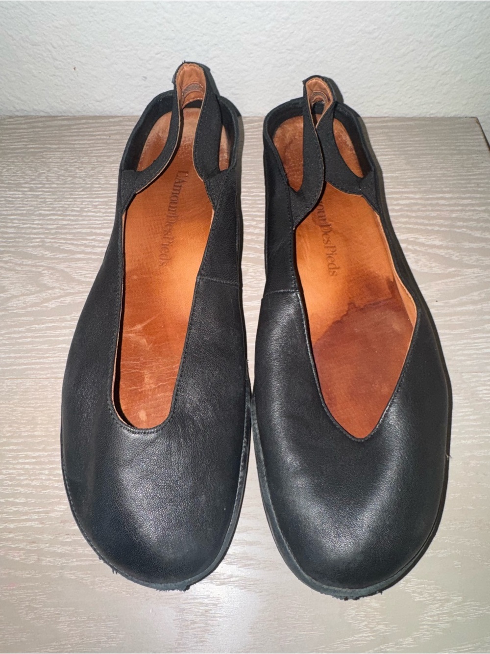 L’Amour Des Pieds Cypris black Nappa leather slingback flats size 10M